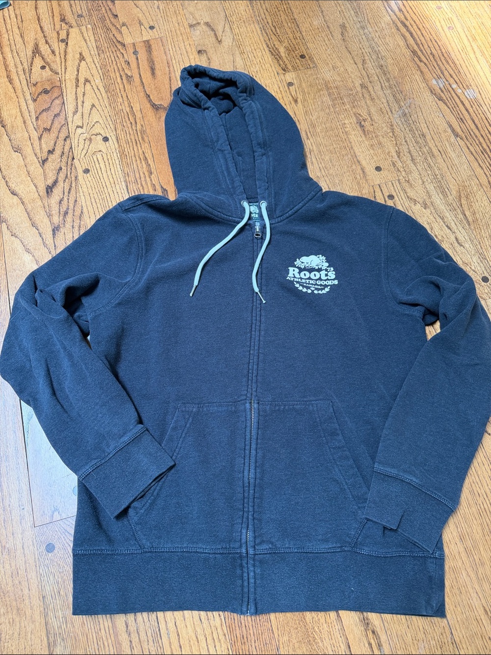 Roots sz M Black full zip hoodie w logo